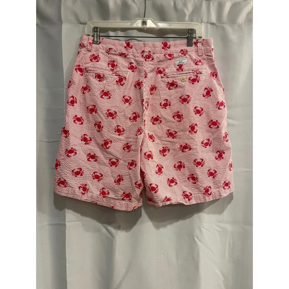 Vineyard Vines Mens 32 Seersucker Shorts Red White Striped Embroidered Crab Prep